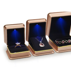 FANXI NEW Design Accept Custom High End Champagne Red Jewelry Package LED Light Jewelry Box