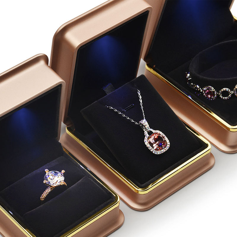 FANXI NEW Design Accept Custom High End Champagne Red Jewelry Package LED Light Jewelry Box