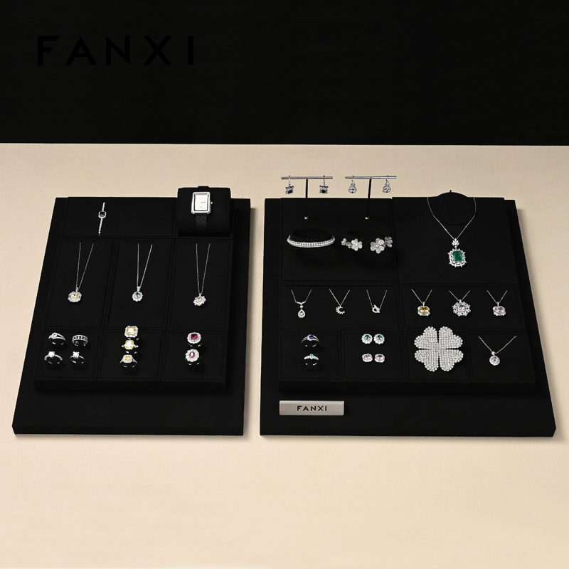 2023 New Wholesale Jewellery Window Display Luxury Custom Jewellery Display Set
