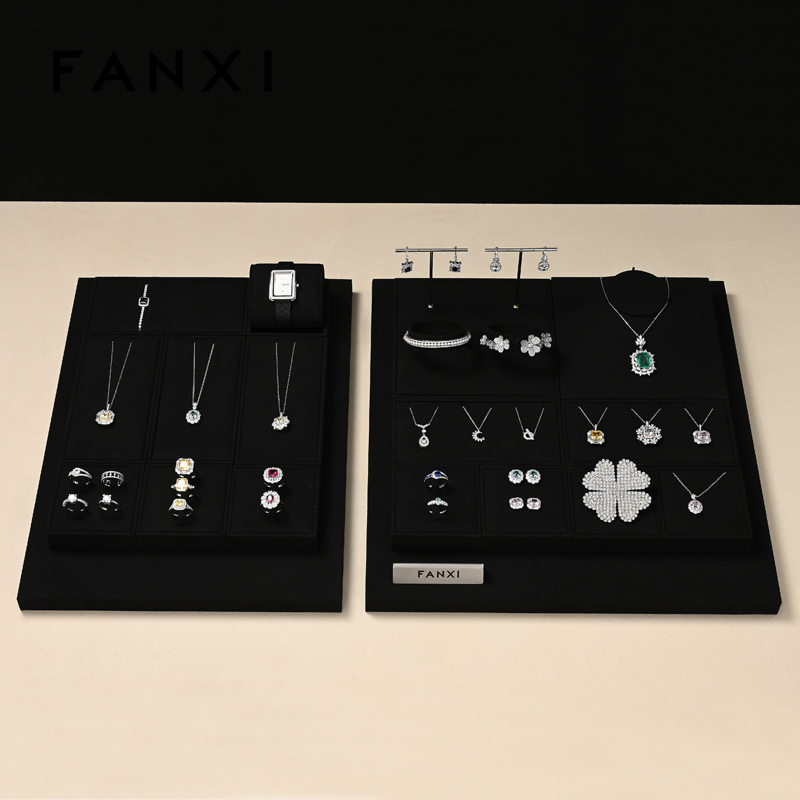 2023 New Wholesale Jewellery Window Display Luxury Custom Jewellery Display Set