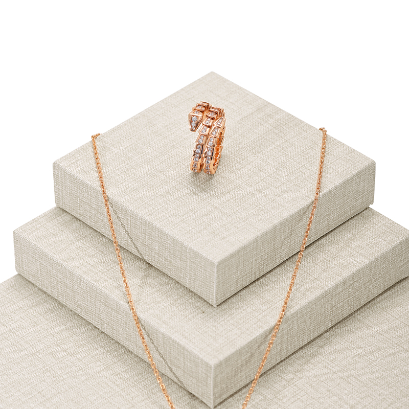 Fanxi Wholesale Good Quality Jewelry Display For Ring Earring Bangle Necklace Plate Tray Jewelry Showcase Display Stand