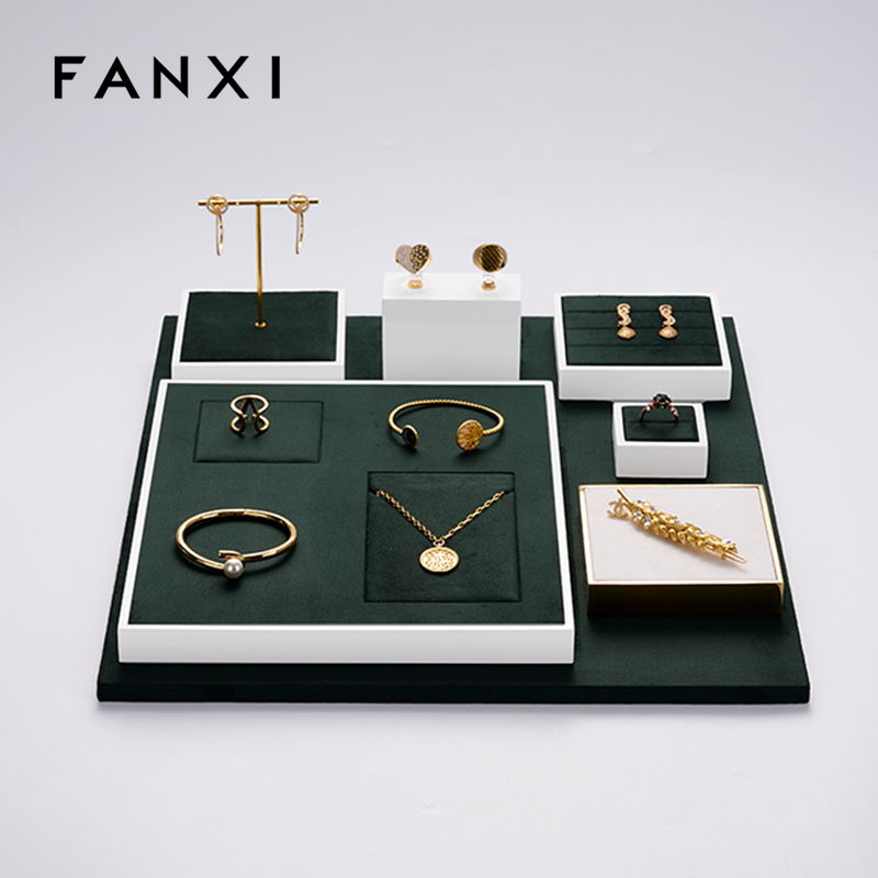 FANXI Jewelry Display Set For Bracelet Necklace Ring Exhibitor Organizer Holder Custom Paint and Cashmere Leather Jewelry Display