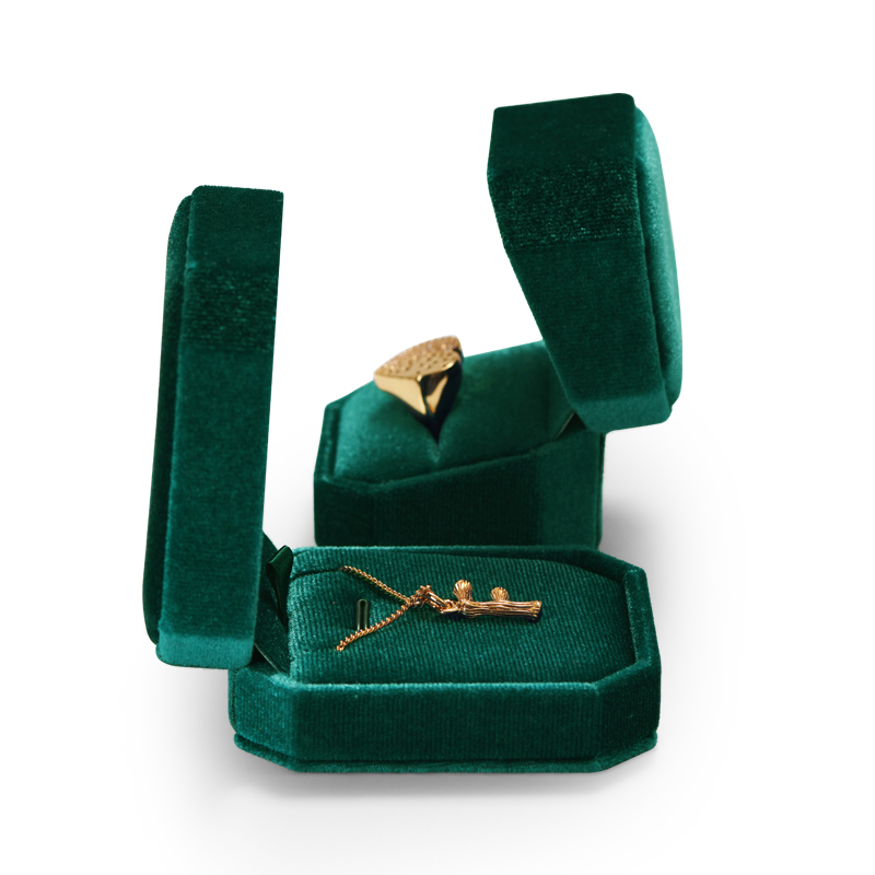 Fanxi Wholesale New Green Velvet Jewelry Box For Ring Necklace Bracelet Gift Jewelry Packaging Box Custom Logo Printed