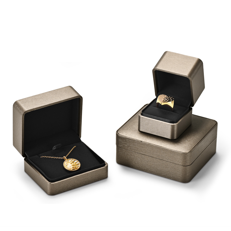 Fanxi China 2021 Wholesale Luxury Golden Leatherette Jewelry Boxes Packaging Leather Plastic Jewellery Box With Special Design