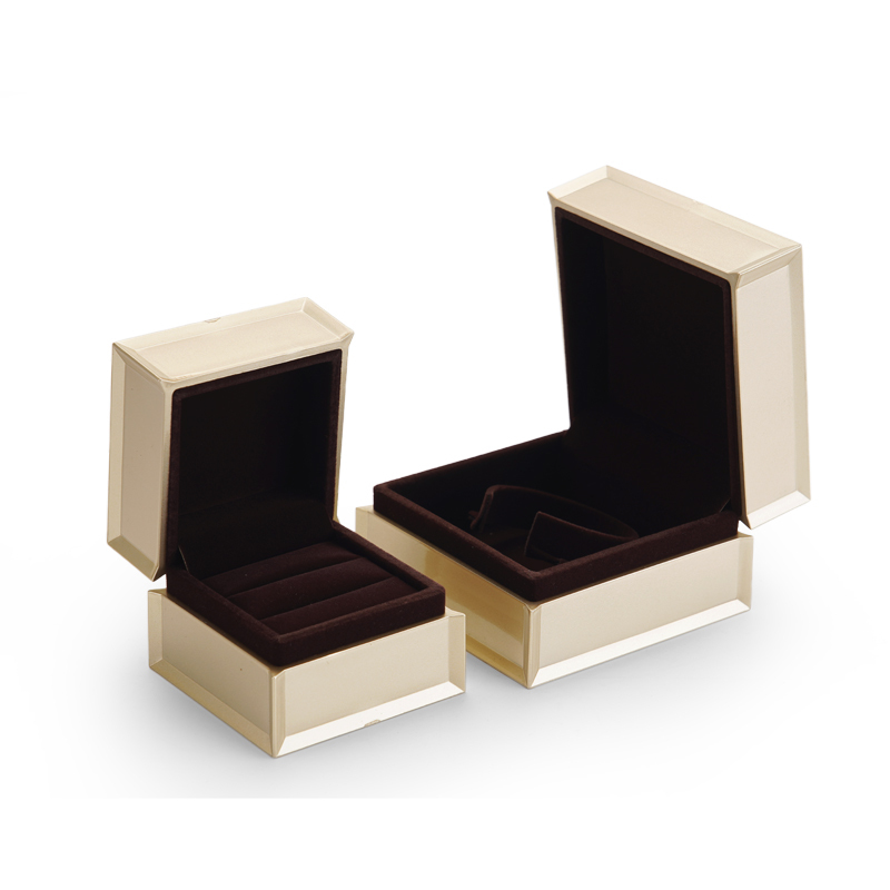FANXI Luxury Gold Jewellery Boxes For Ring Bangle Bracelet Watch Necklace Packaging Custom Logo Spray Paint Jewelry Box
