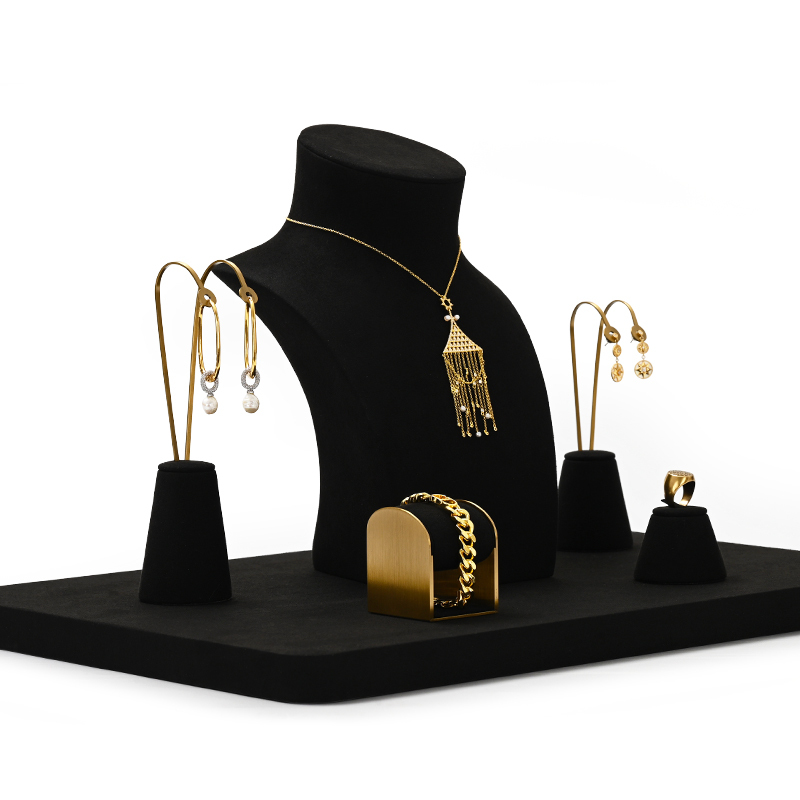 2023 New Arrival Designer Style Jewelry Display Set High Quality Black Microfiber Jewelry Holder