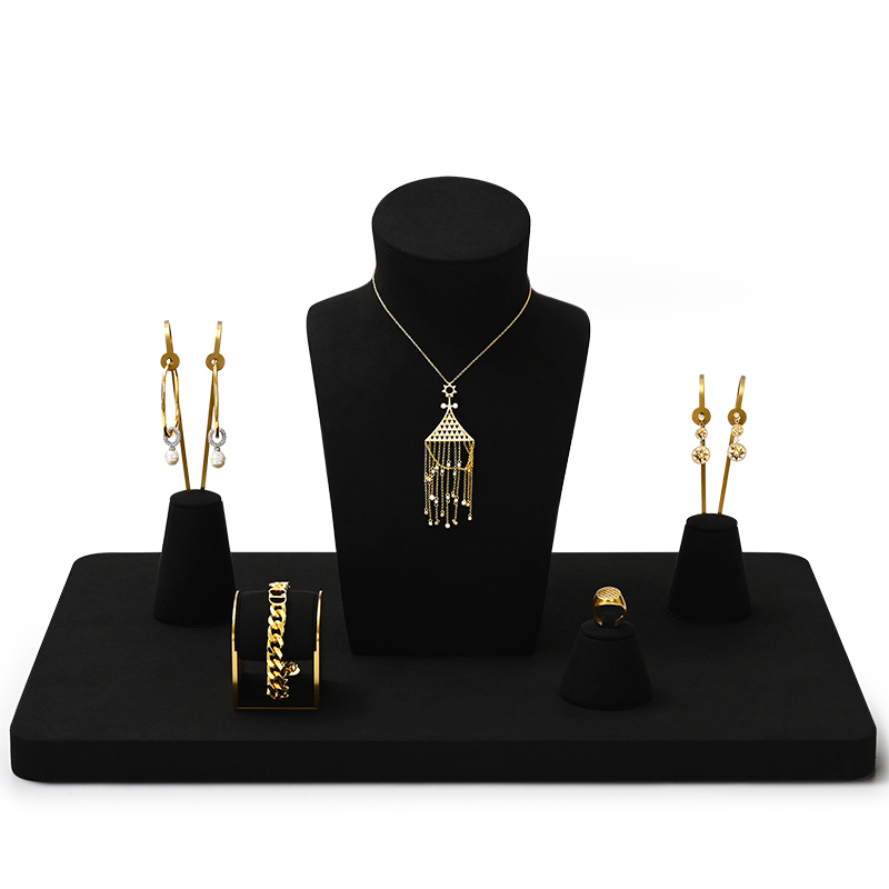 2023 New Arrival Designer Style Jewelry Display Set High Quality Black Microfiber Jewelry Holder