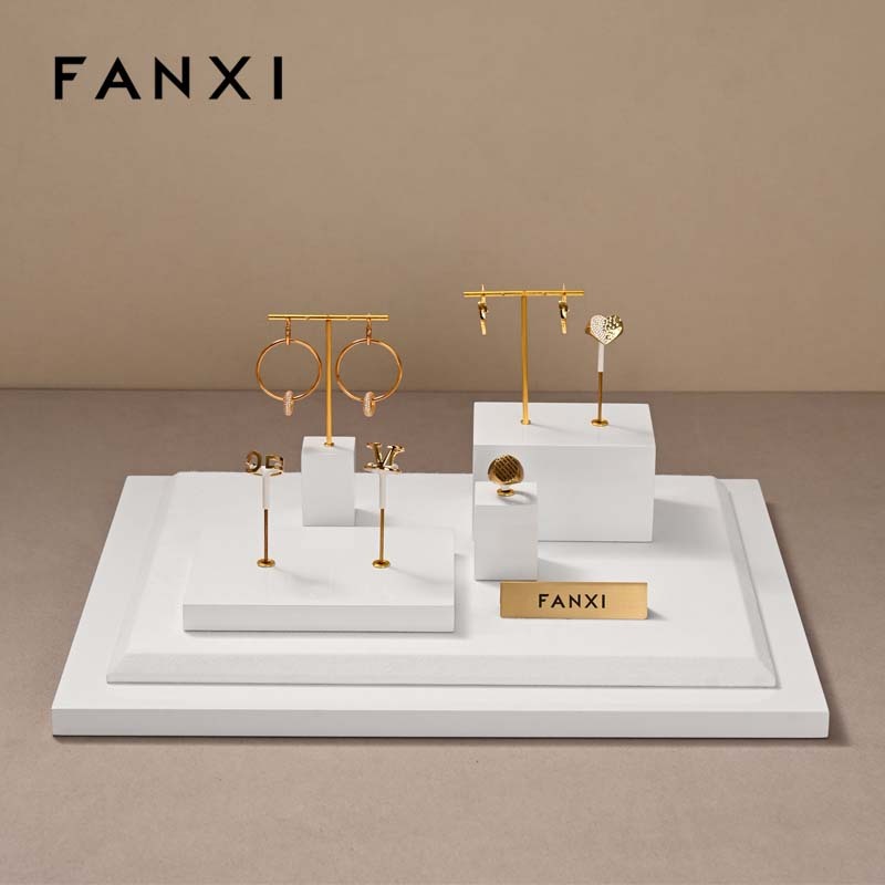 Fanxi Elegant White Baking Paint Jewelry Display Stand Glossy Earring Ring Holder for Jewelry Shop