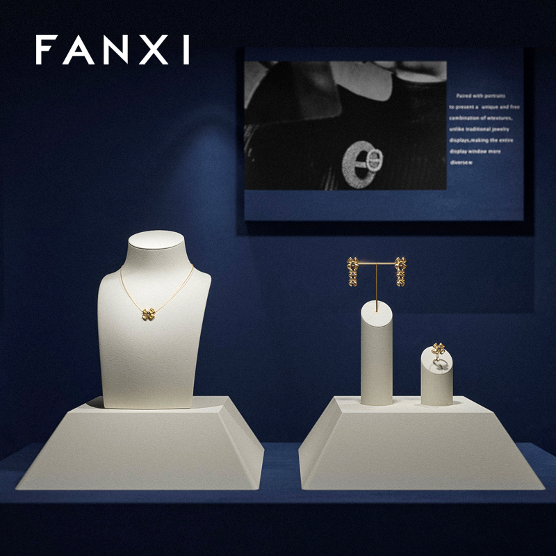 FANXI Luxury Unique Design Beige Jewelry Display Portrait Microfiber Base Necklace Busts T-set Base