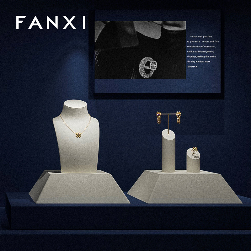 FANXI Luxury Unique Design Beige Jewelry Display Portrait Microfiber Base Necklace Busts T-set Base