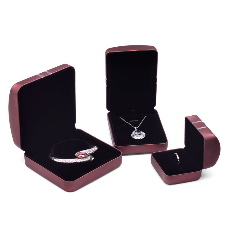Fanxi Wholesale Manufacturer Elegant Custom Logo Proposal Quality Pu Leather Jewellery Box