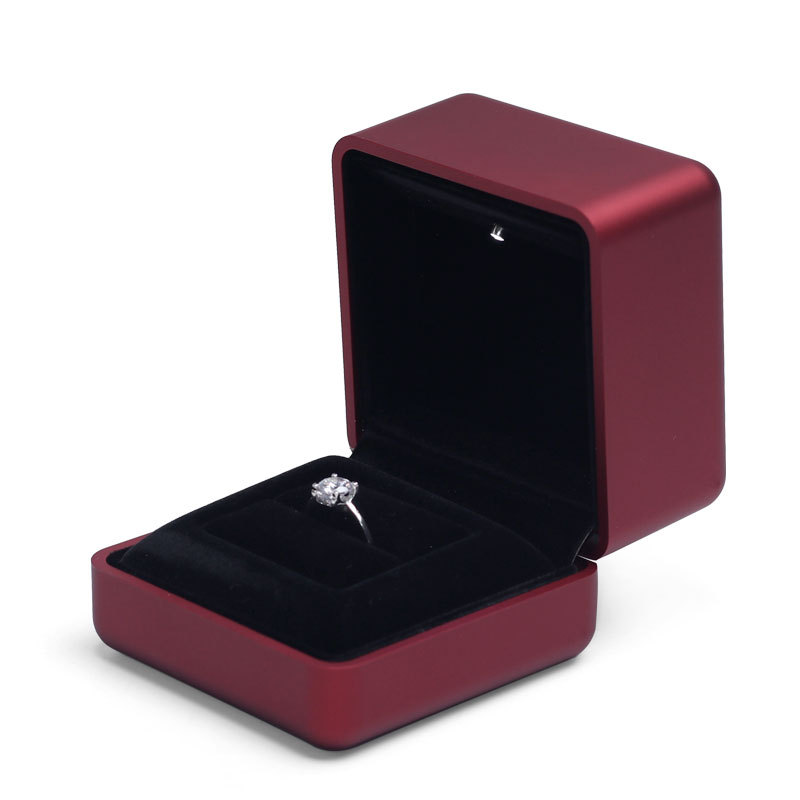 FANXI Luxury Jewelry Red Wine Rubber Paint and Microfiber Customer Color Light Box for Jewelry Packaging with Custom Logo Printed