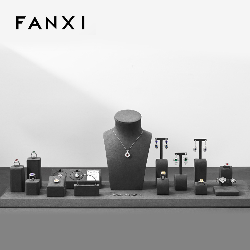 FANXI Unique Design Microfiber Jewelry Display Set Acrylic Jewelry Display for Branded Jewelers Jewelry Retail Stores
