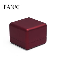 FANXI Luxury Jewelry Red Wine Rubber Paint and Microfiber Customer Color Light Box for Jewelry Packaging with Custom Logo Printed