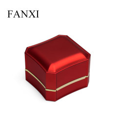 FANXI Red Touching Rubber Paint Jewellery Packaging Box With Metal Golden Rim For Ring Luxury LED Jewelry Box