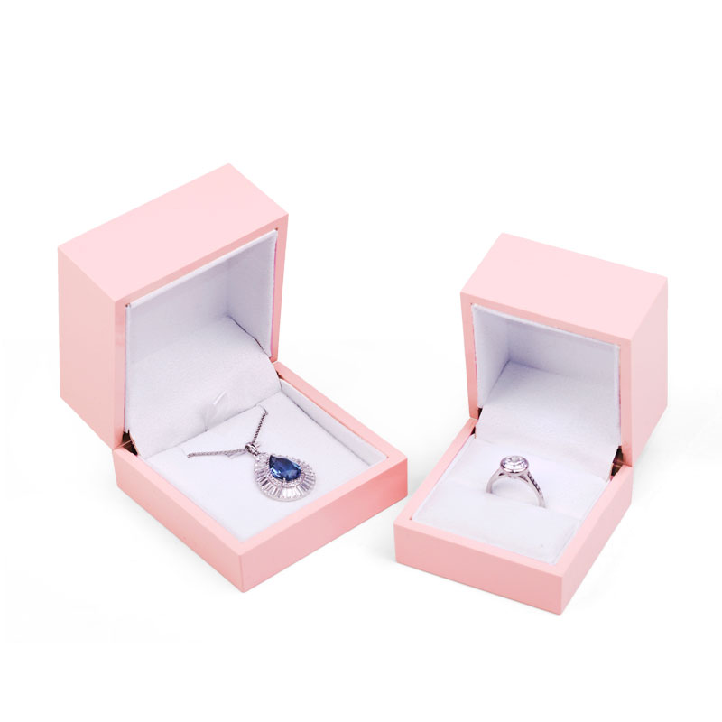 Fanxi Pu leather Velvet Jewelry Box Luxury Jewelry Packaging Box Custom Logo Wholesale Necklace Rings Bracelet Set Light Inside Pink Box Custom Logo