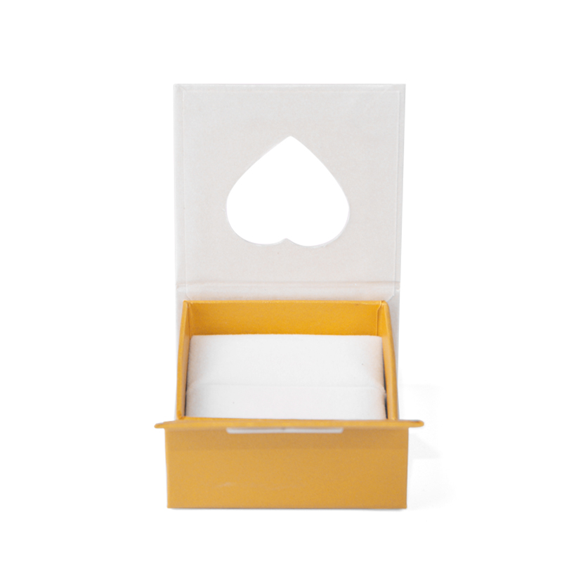 Fanxi Eco-friend Cheap Magnetic Close Yellow and White Cardboard Made Heart Ring Box