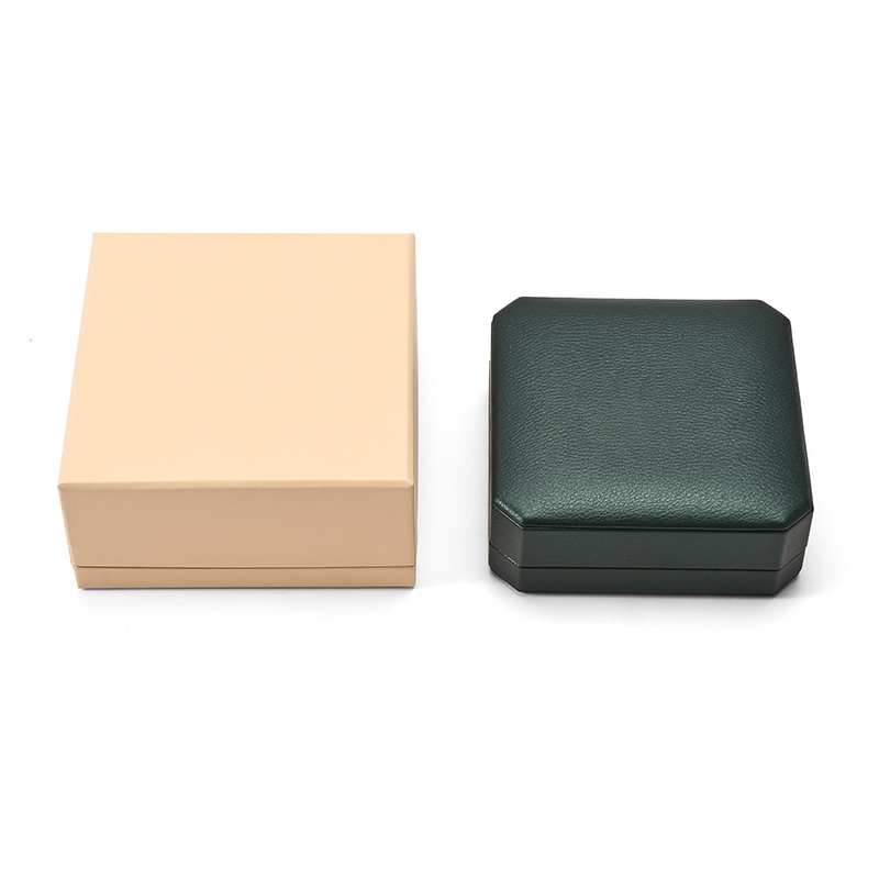 Green Leather Black Microfiber Necklace Box Jewelry Box High Quality Custom Logo Ring Box
