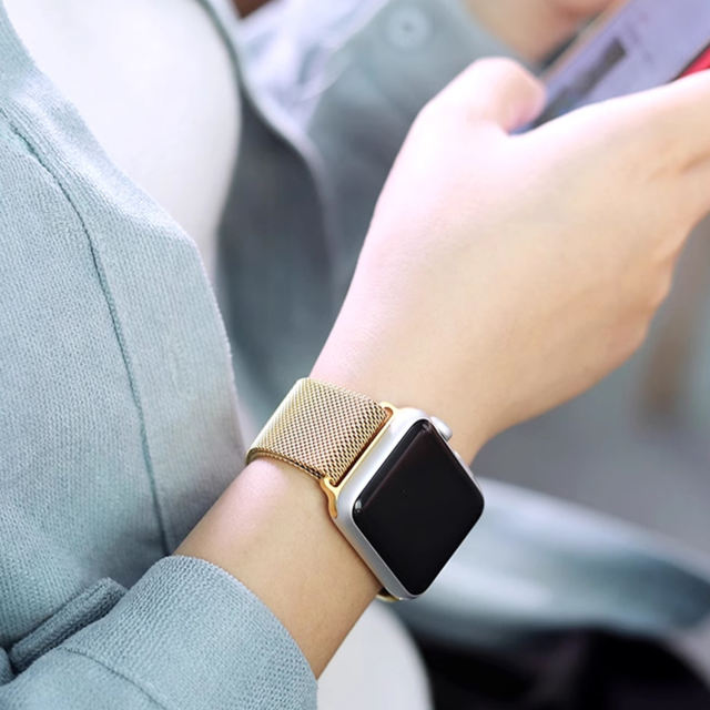 Milanese Mesh-Vintage Gold-Apple Watch Band