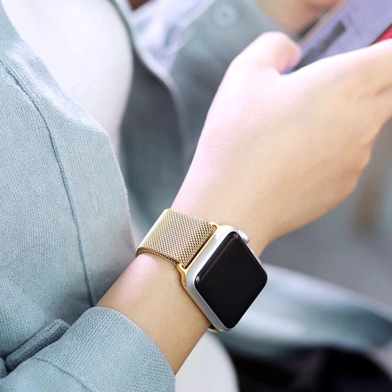 Milanese Mesh-Vintage Gold-Apple Watch Band