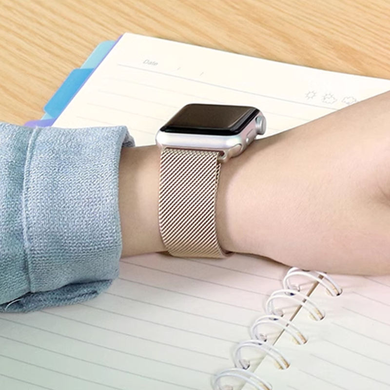 Milanese Mesh-Vintage Gold-Apple Watch Band