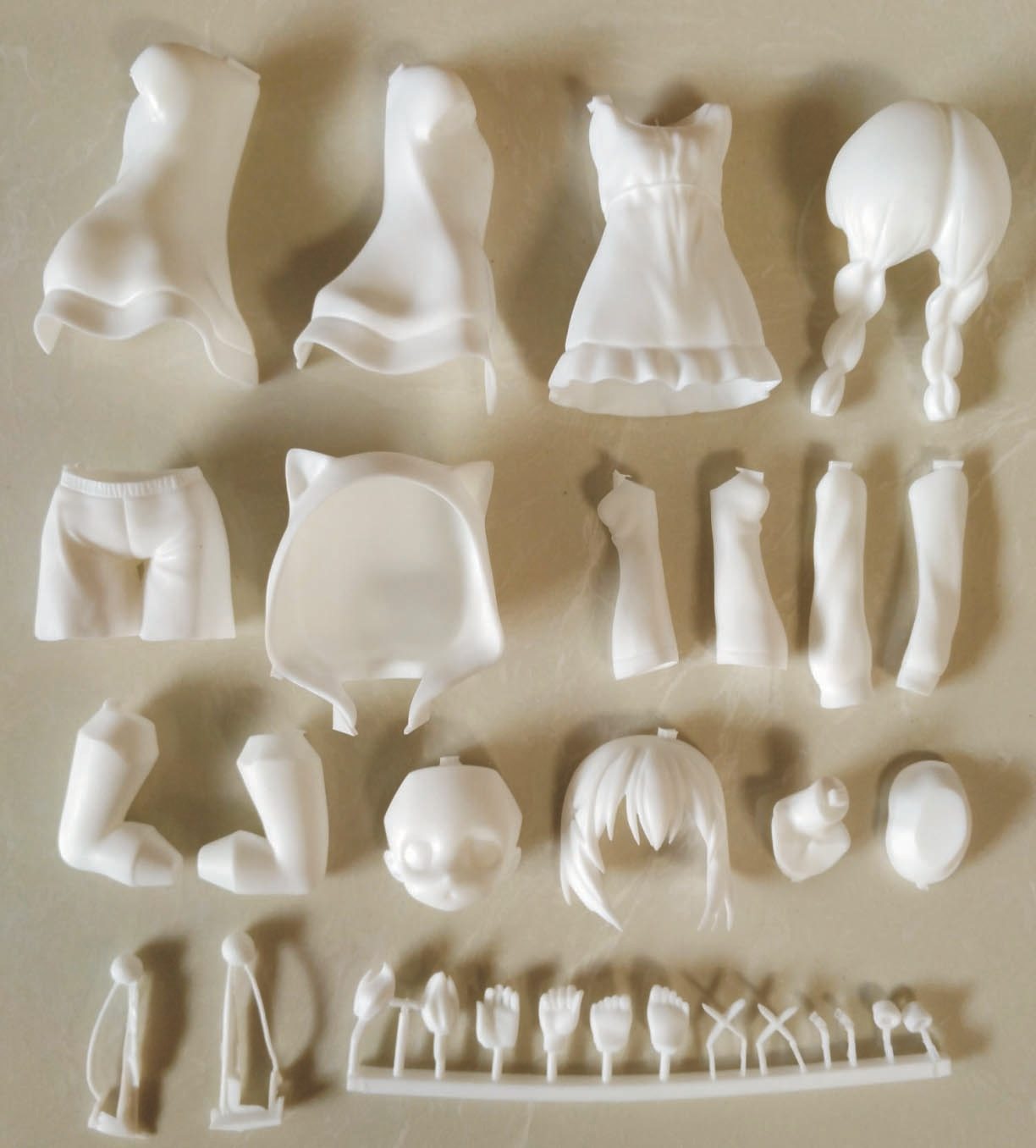 Garage Kit  Resin Figure Kit GK hand do resin die.it today you want to order a rabbit? Sweet wind is die.it spot