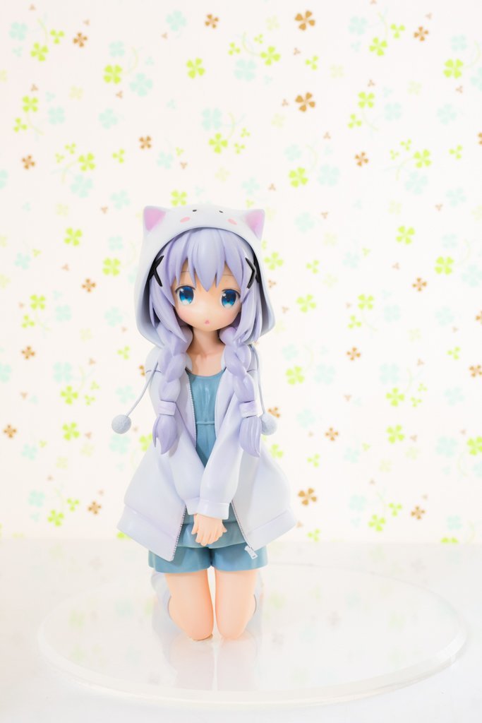 Garage Kit  Resin Figure Kit GK hand do resin die.it today you want to order a rabbit? Sweet wind is die.it spot