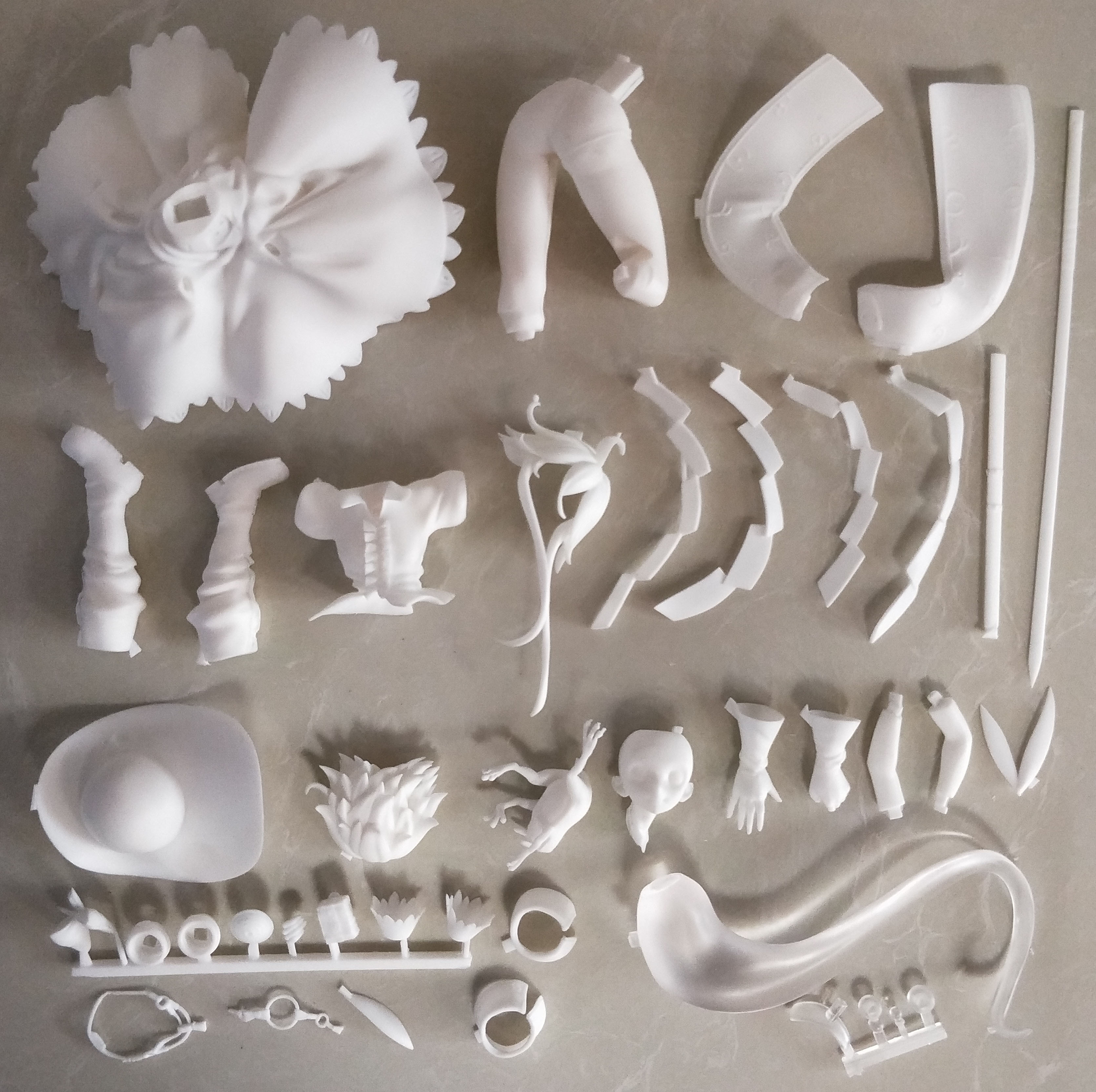 Garage Kit Unpainted Garage Resin Model Kit　1/6    Oriental project  Hinanawi Tenshi Garage Kit
