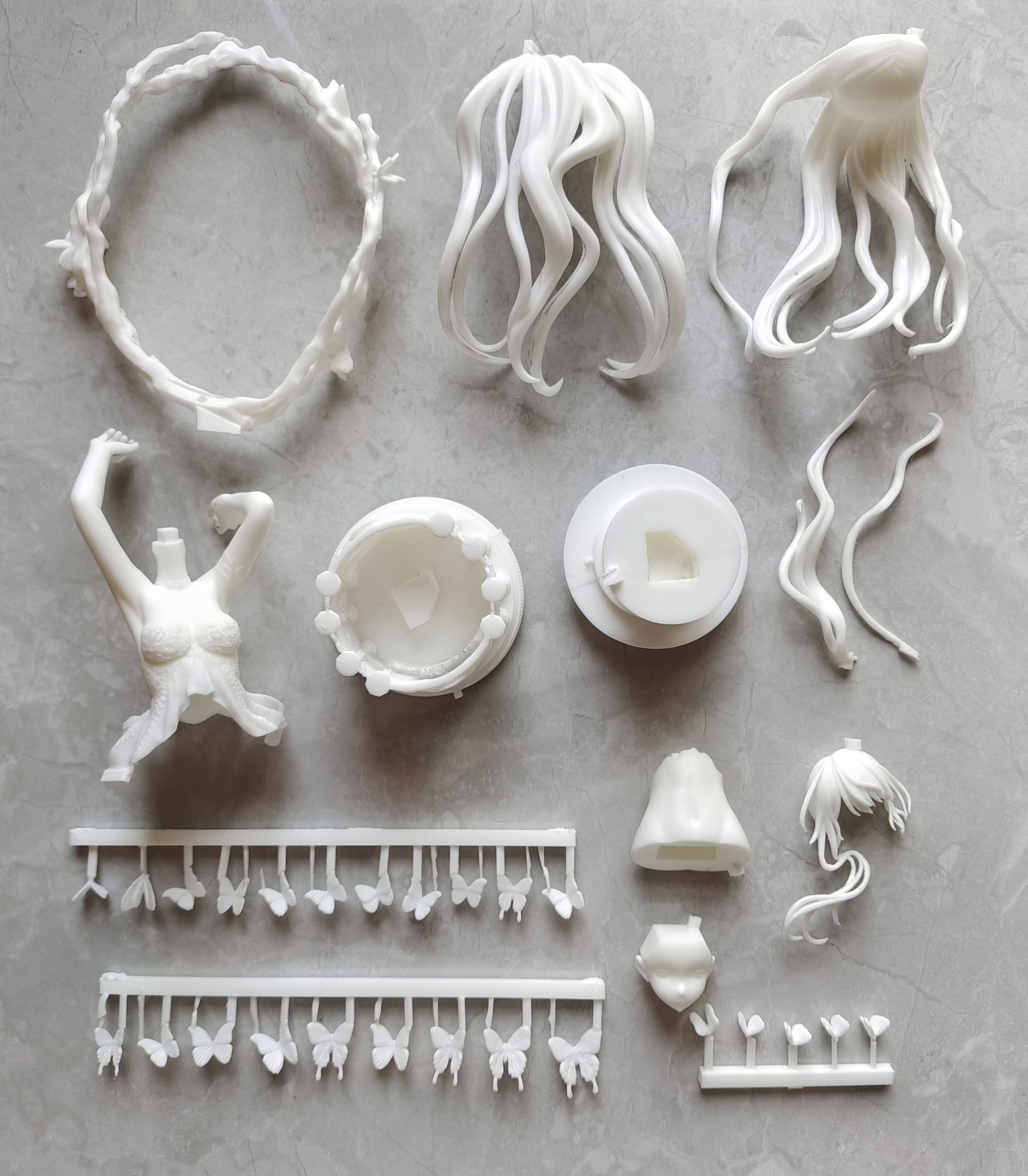 Garage Kit  hand do resin die.it Butterfly girl