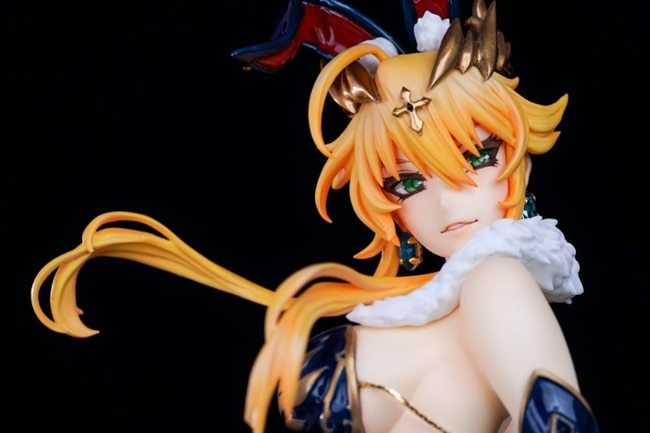 Garage Kit Unpainted Garage Resin Model Kit rabbit girl sai ba saber die.it spot