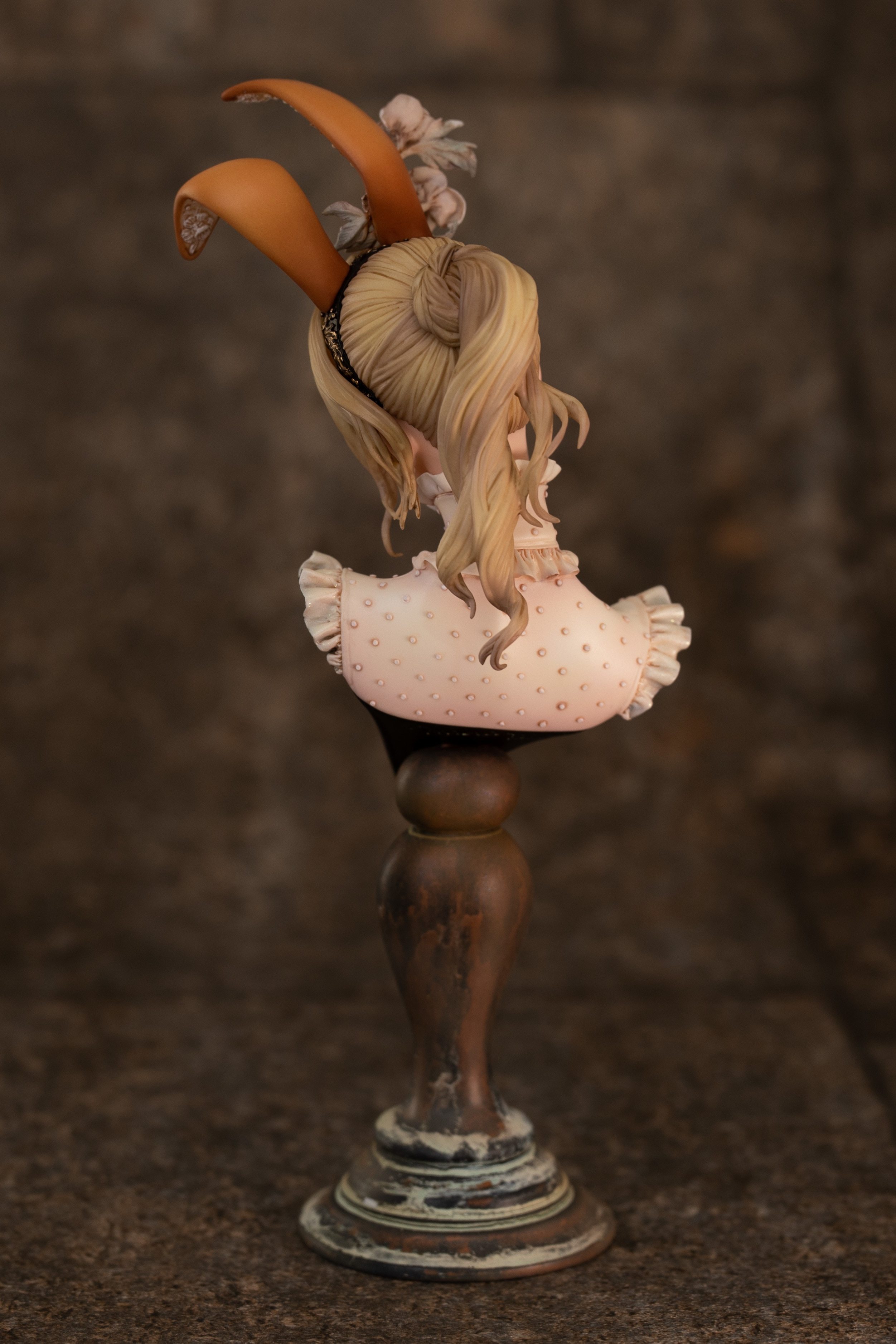Garage Kit hand do resin die.it Balmain Bunny Bunny statue Balmain die.it