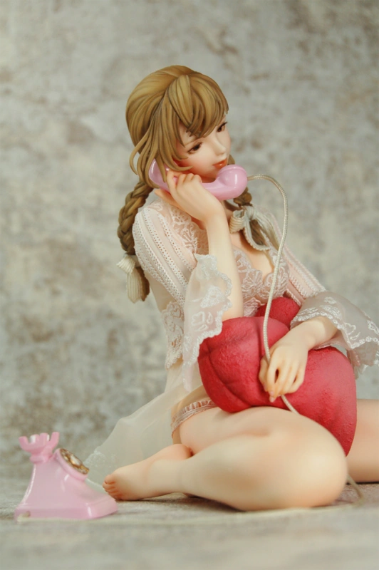 Garage Kit  Telephone girl Garage Kit Unpainted Garage Resin Model Kit