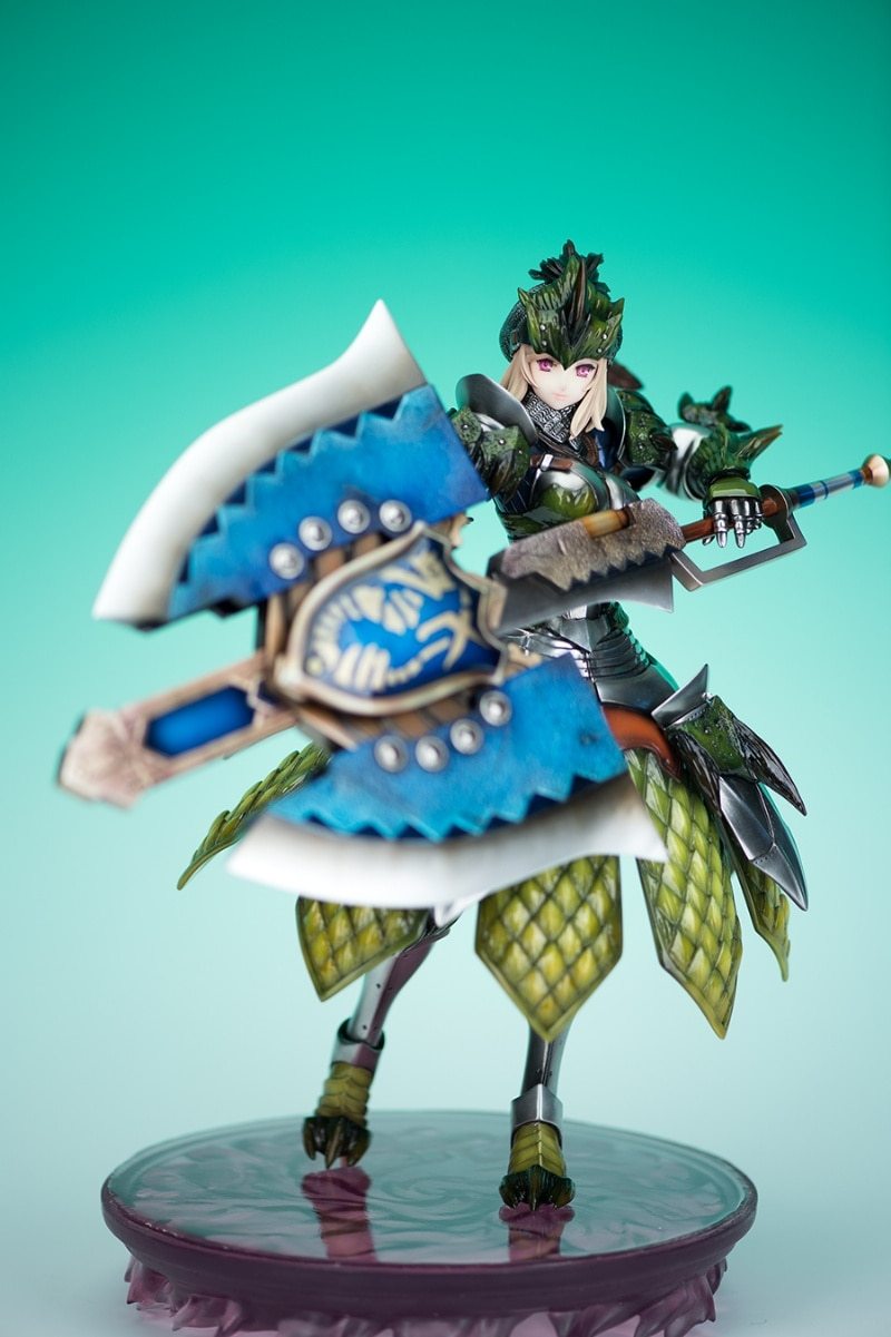 Garage Kit Unpainted Garage Resin Model Kit female dragon equipment energized axe Ver die.it spot