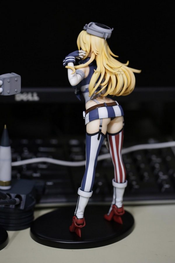 Garage Kit Unpainted Garage Resin Model Kit 1/7 iowa