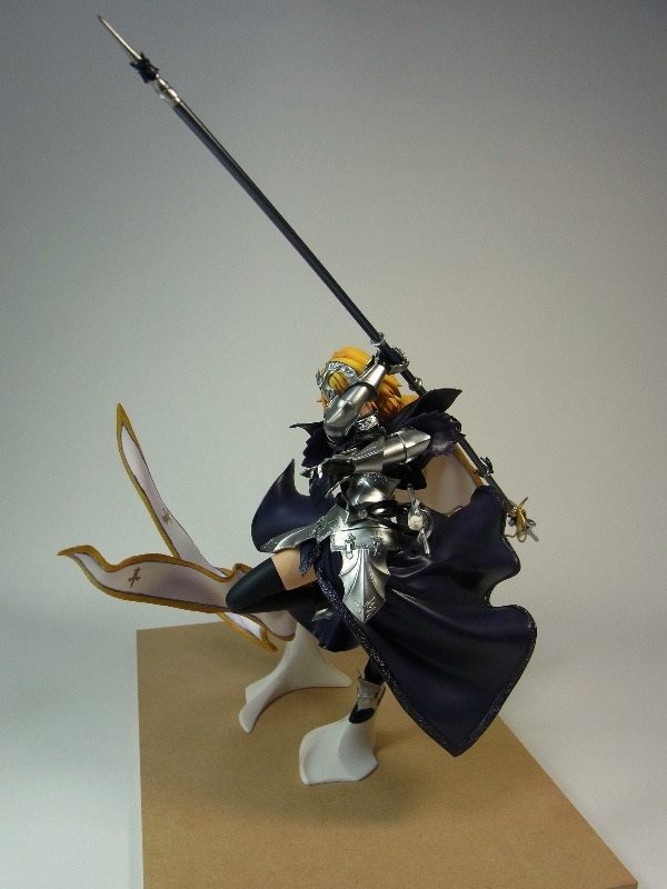 Garage Kit Unpainted Garage Resin Model Kit Joan of arc die.it spot the banner of freedom