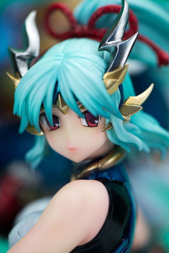 Garage Kit Unpainted Garage Resin Model Kit 1/6 ray Wolf dragon king huntress hammer die.it spot