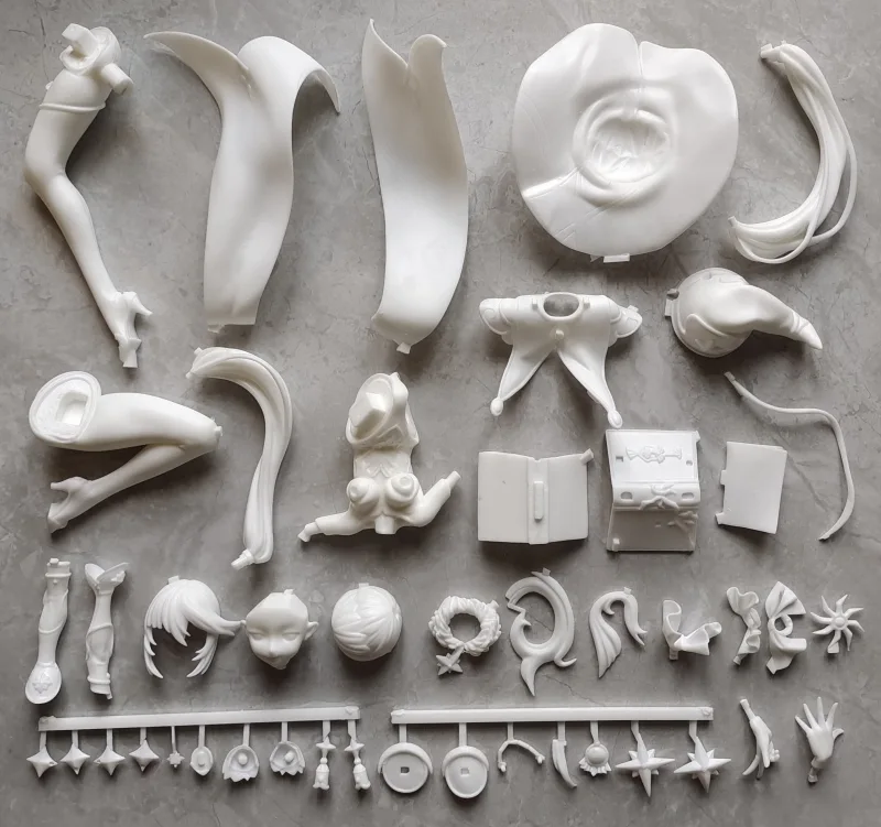 Garage Kit GK hand do resin die.it Monaa