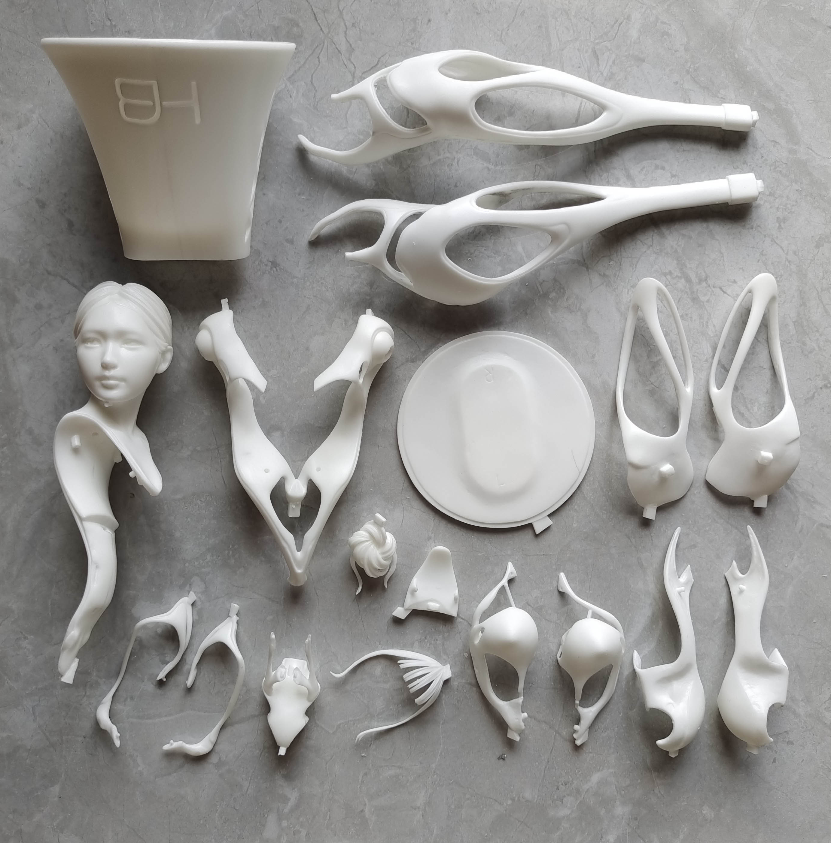 Garage Kit GK hand do resin die.it  ANDROID HB 02
