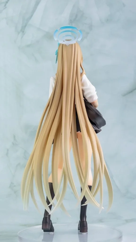 Garage Kit GK hand do resin die.it School uniform Asuana