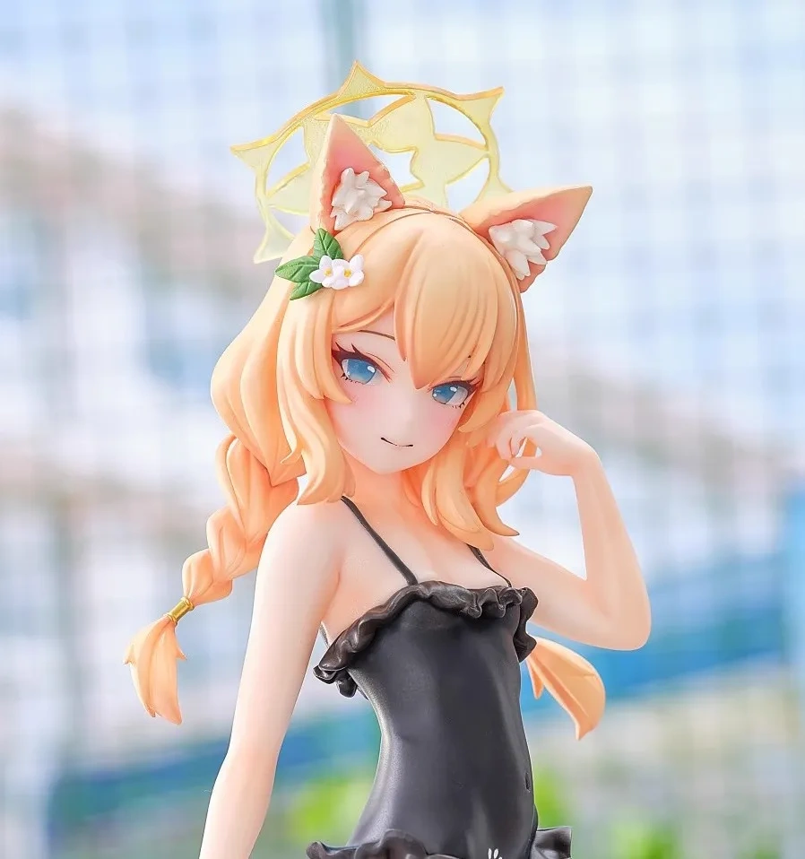 Garage Kit GK hand do resin die.it  Elomari (Swimwear)