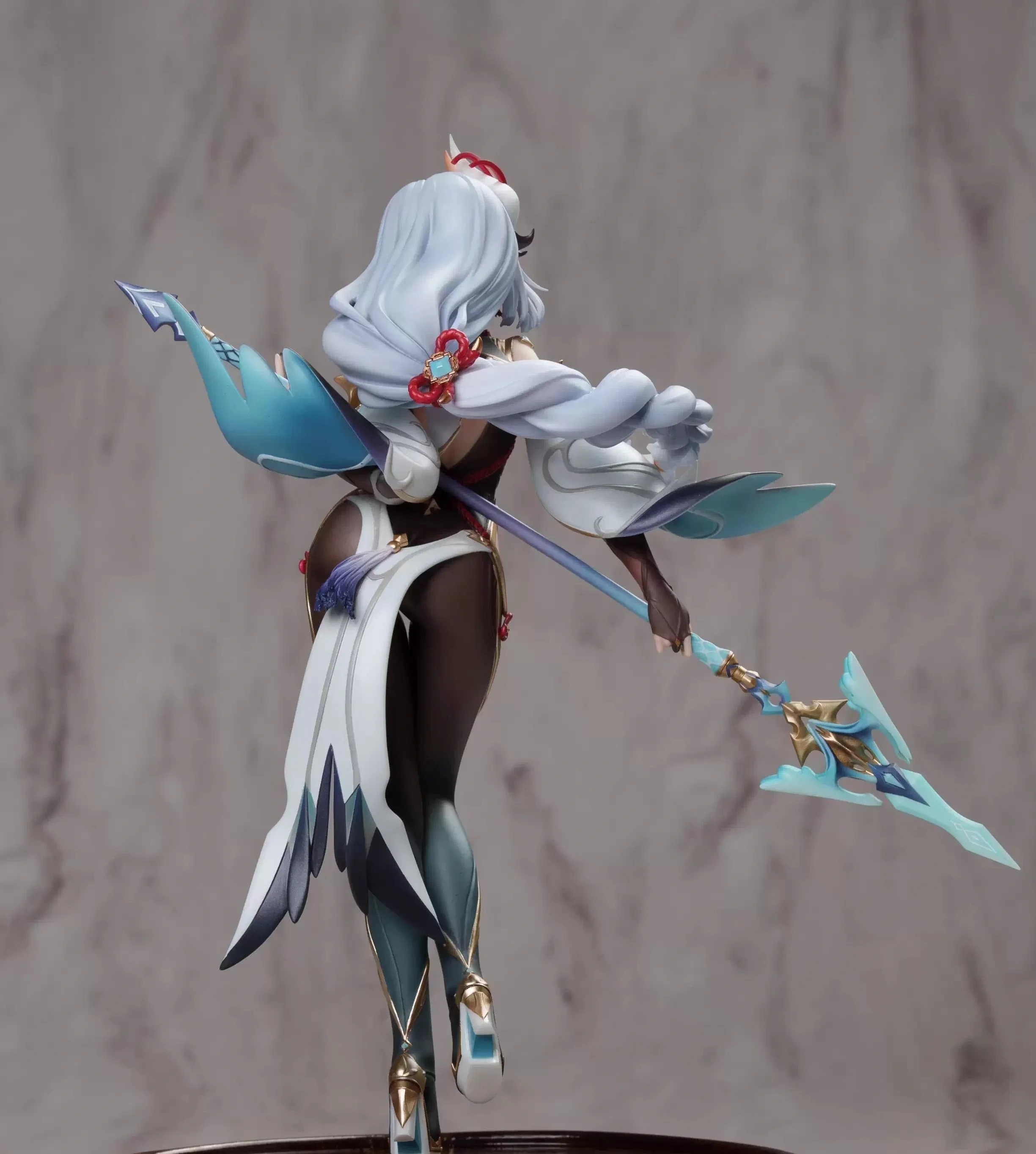 Garage Kit GK hand do resin die.it  Shen He
