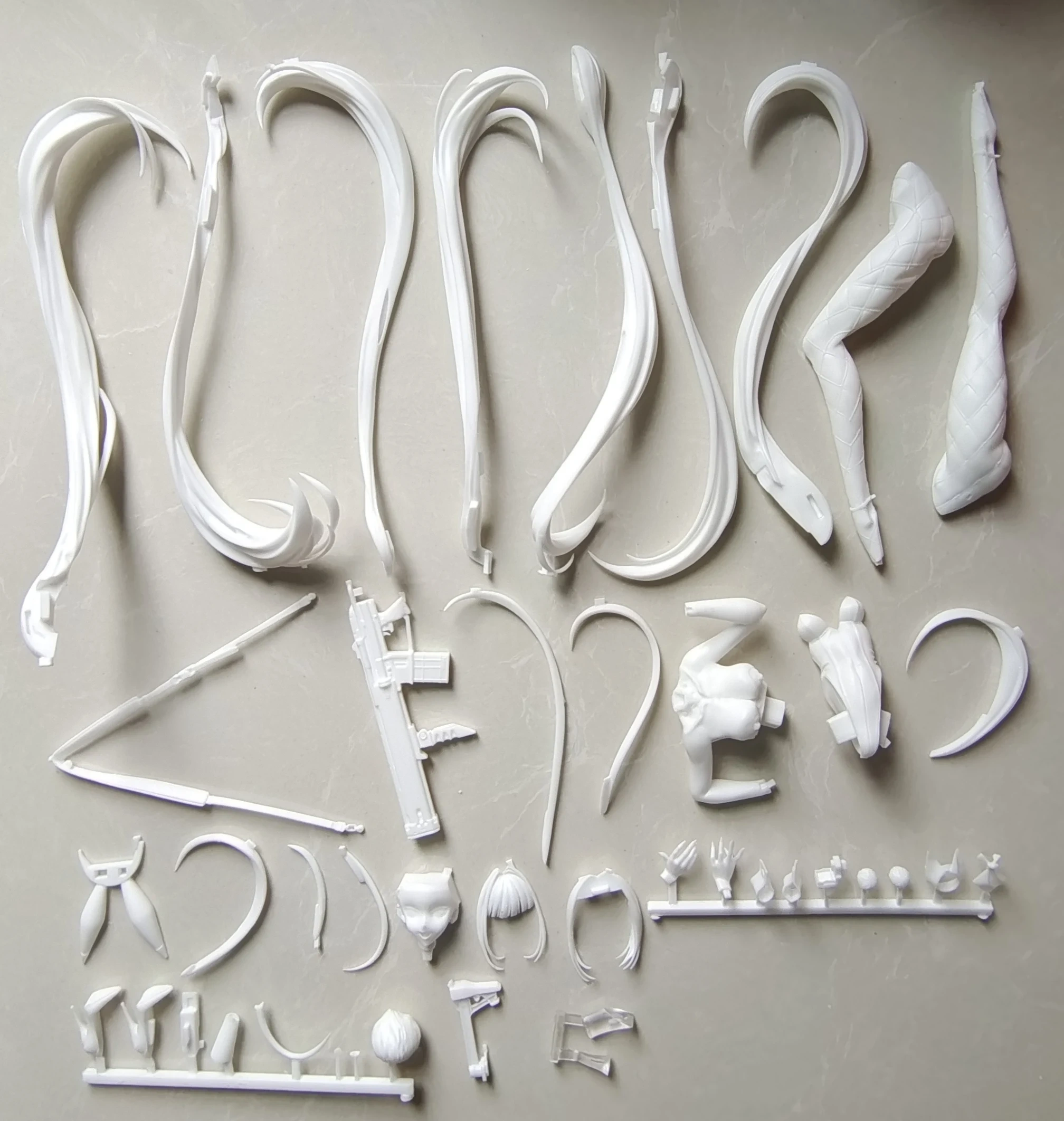 Garage Kit GK hand do resin die.it Blander