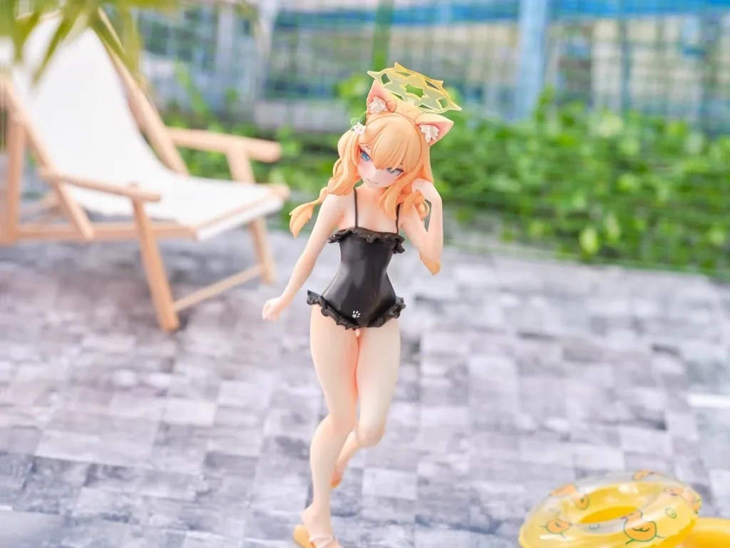 Garage Kit GK hand do resin die.it  Elomari (Swimwear)