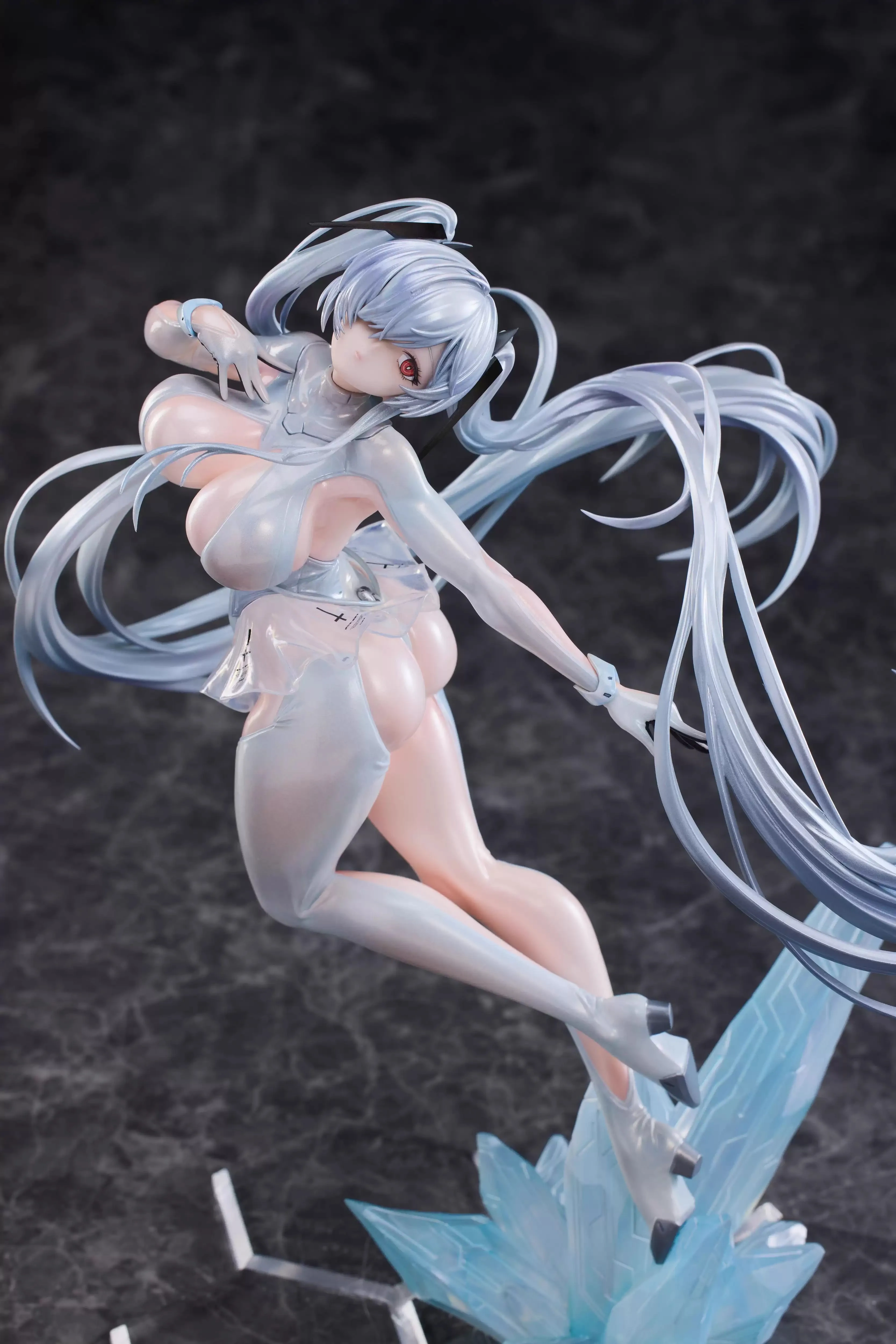 Garage Kit GK hand do resin die.it  Transparent Cinderella