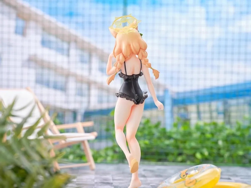 Garage Kit GK hand do resin die.it  Elomari (Swimwear)