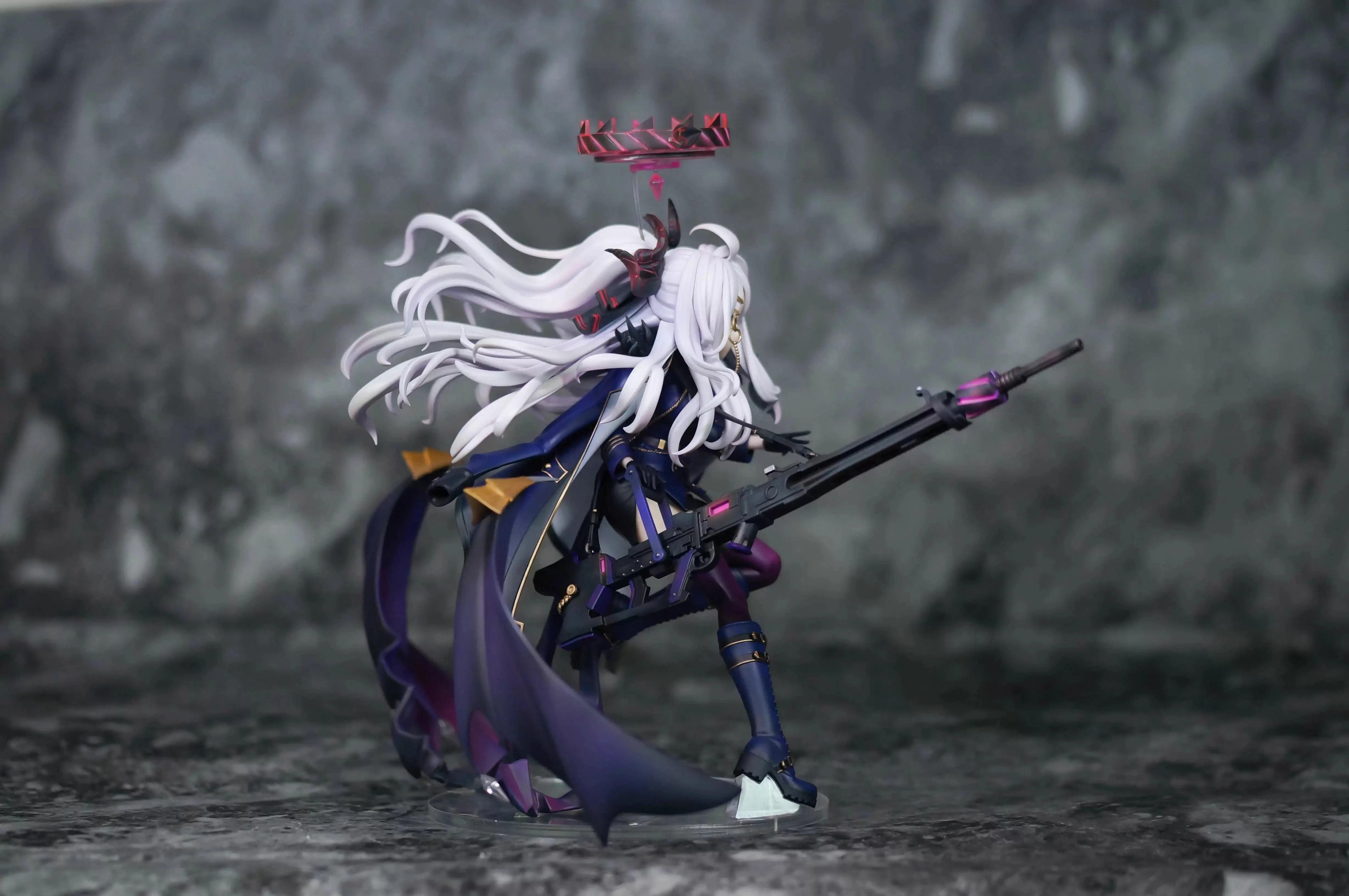 Garage Kit GK hand do resin die.it Naiya