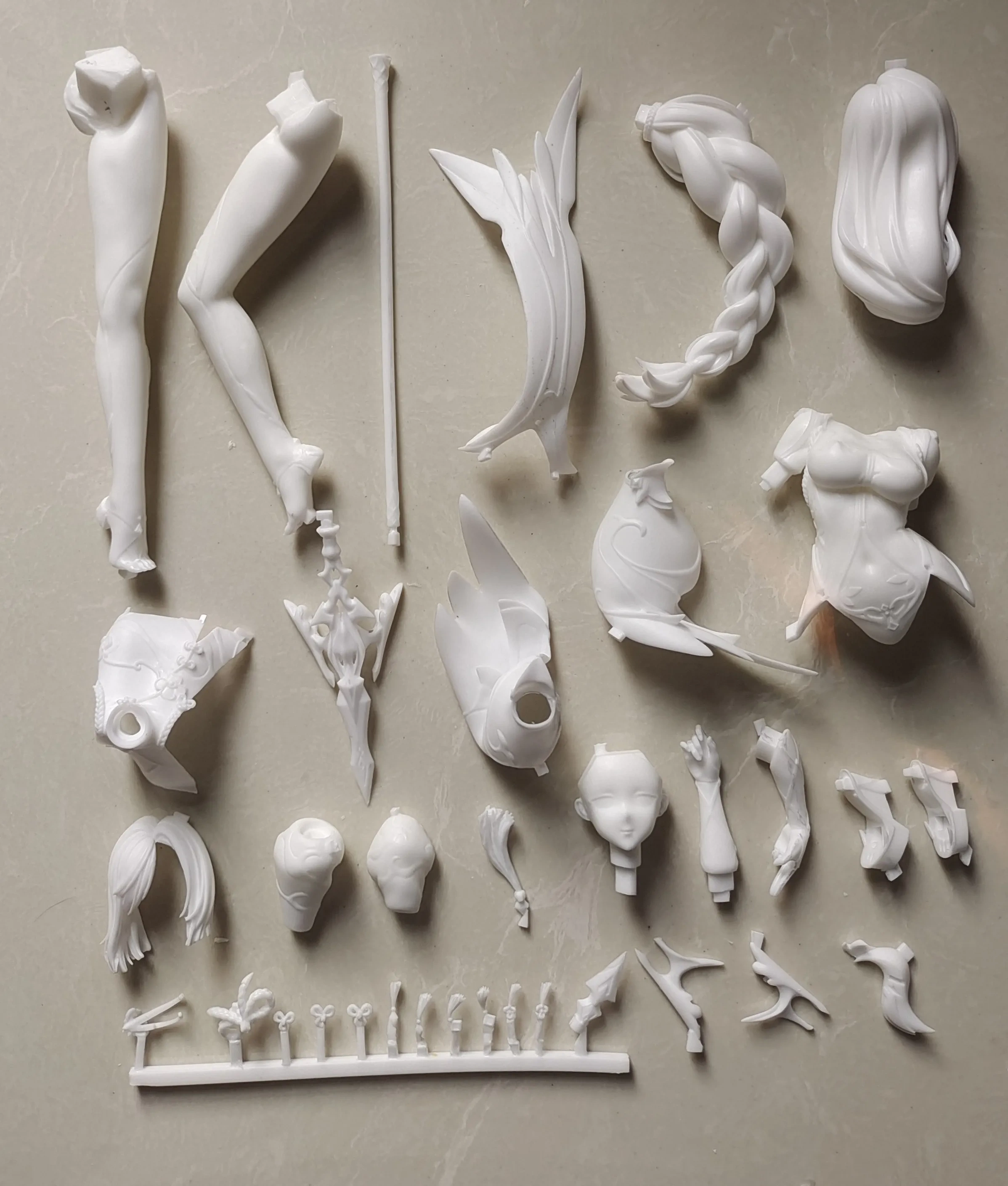 Garage Kit GK hand do resin die.it  Shen He