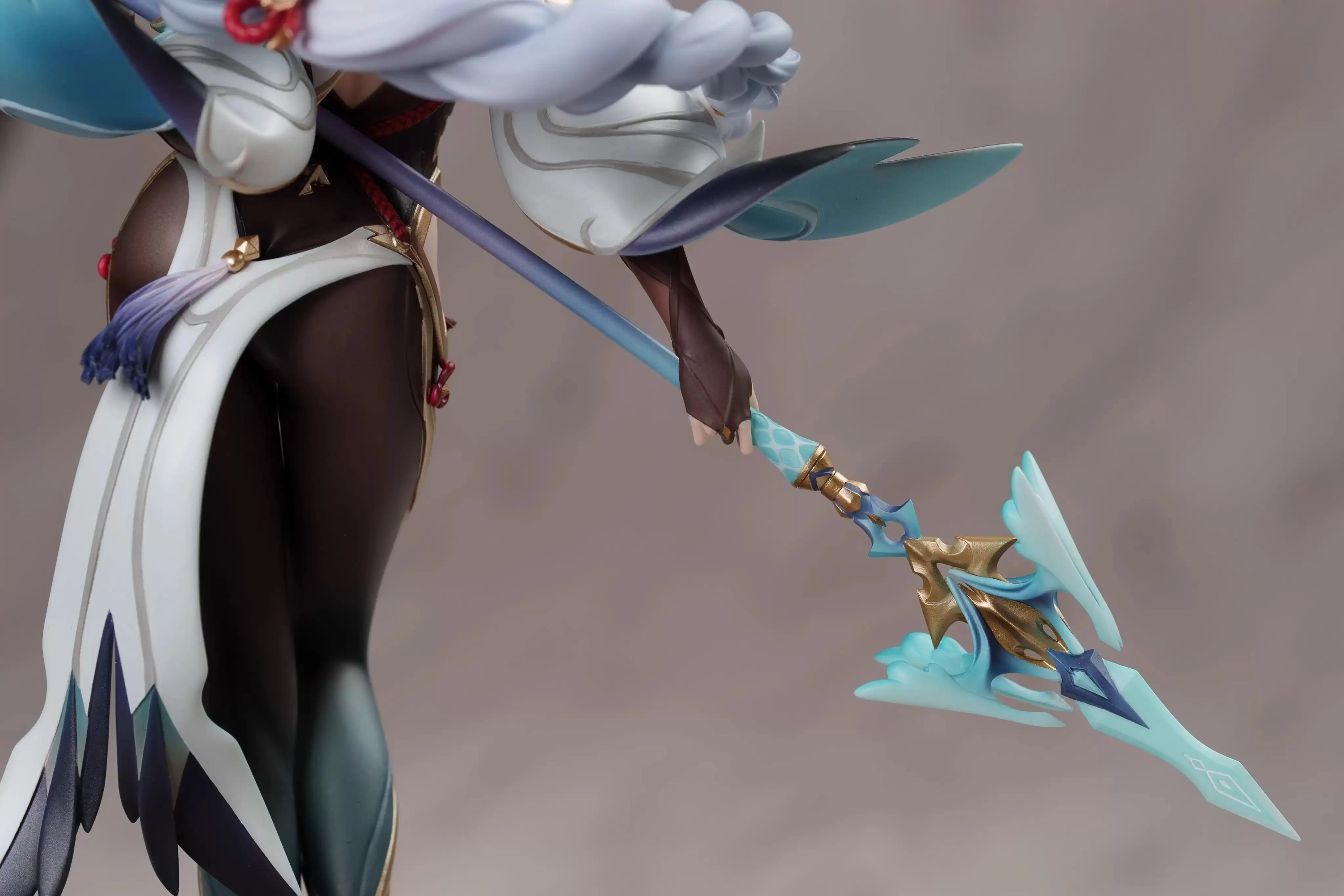 Garage Kit GK hand do resin die.it  Shen He