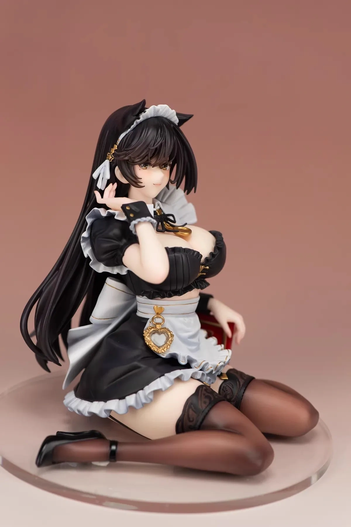 Garage Kit GK hand do resin die.it  Seated Aida Style