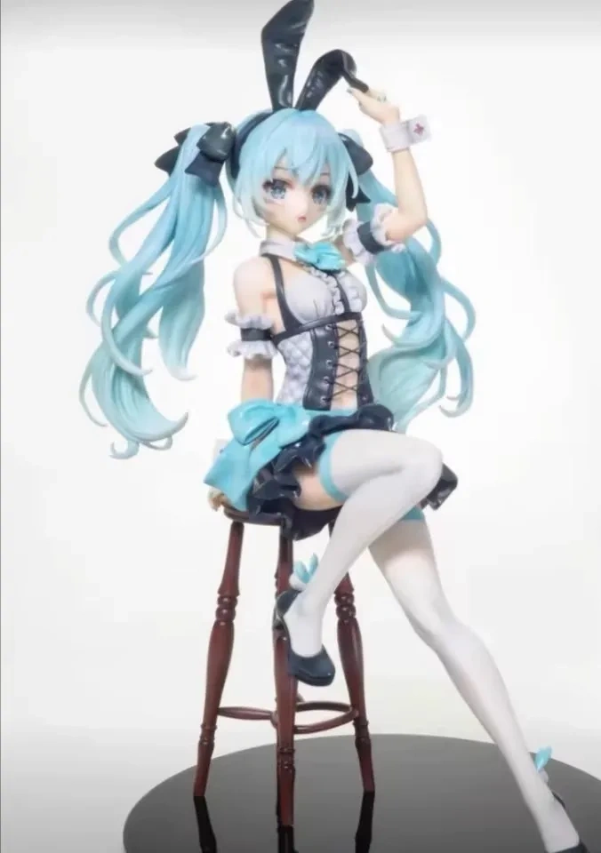 Garage Kit GK hand do resin die.it Chair Bunny Lady